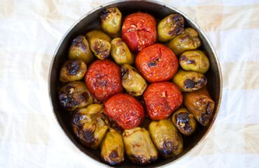 vegetables filled with rice - gemista